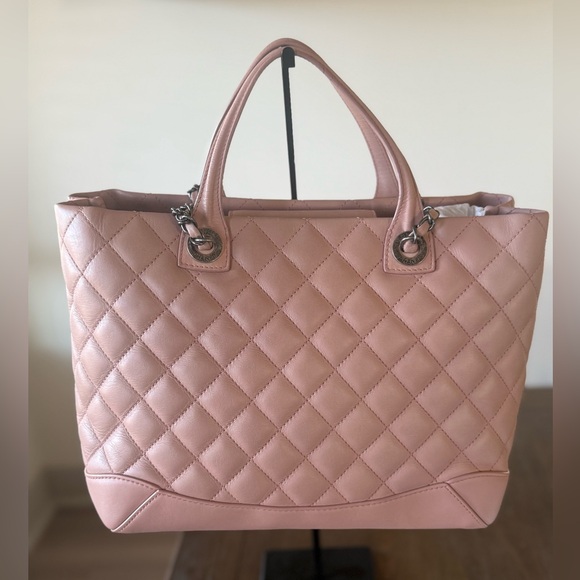 💖Authentic 💖 ✨ Chanel Matelassé Tote Bag – Pink (2017–2018) ✨ - Picture 1 of 17